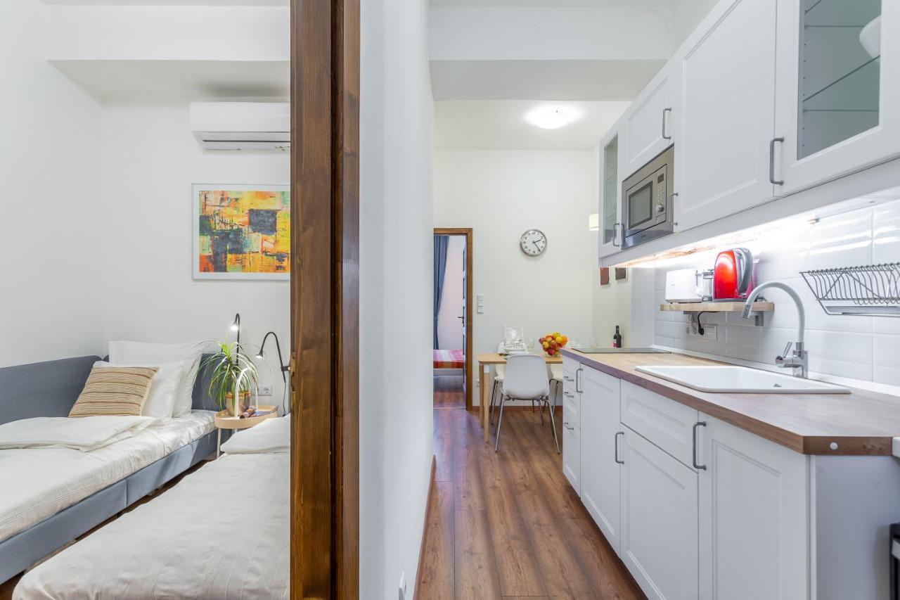 Central Avenue Apartment Budapest Exterior photo